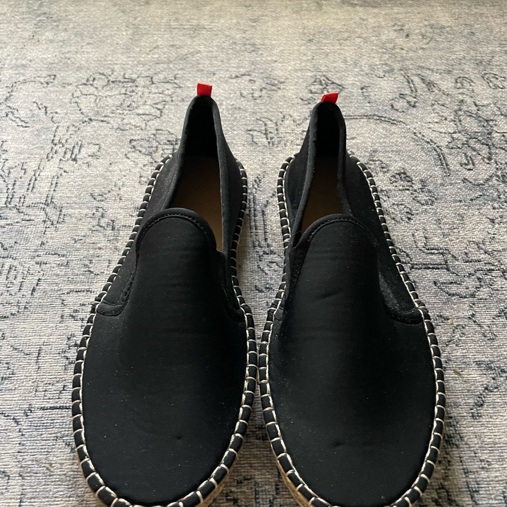 Women’s Black Sea Star shoes